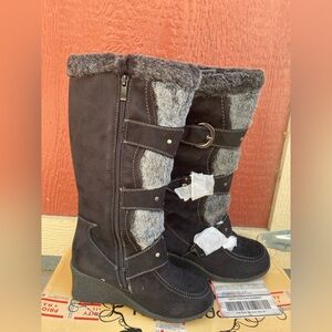 women’s long boots (size 6.5)